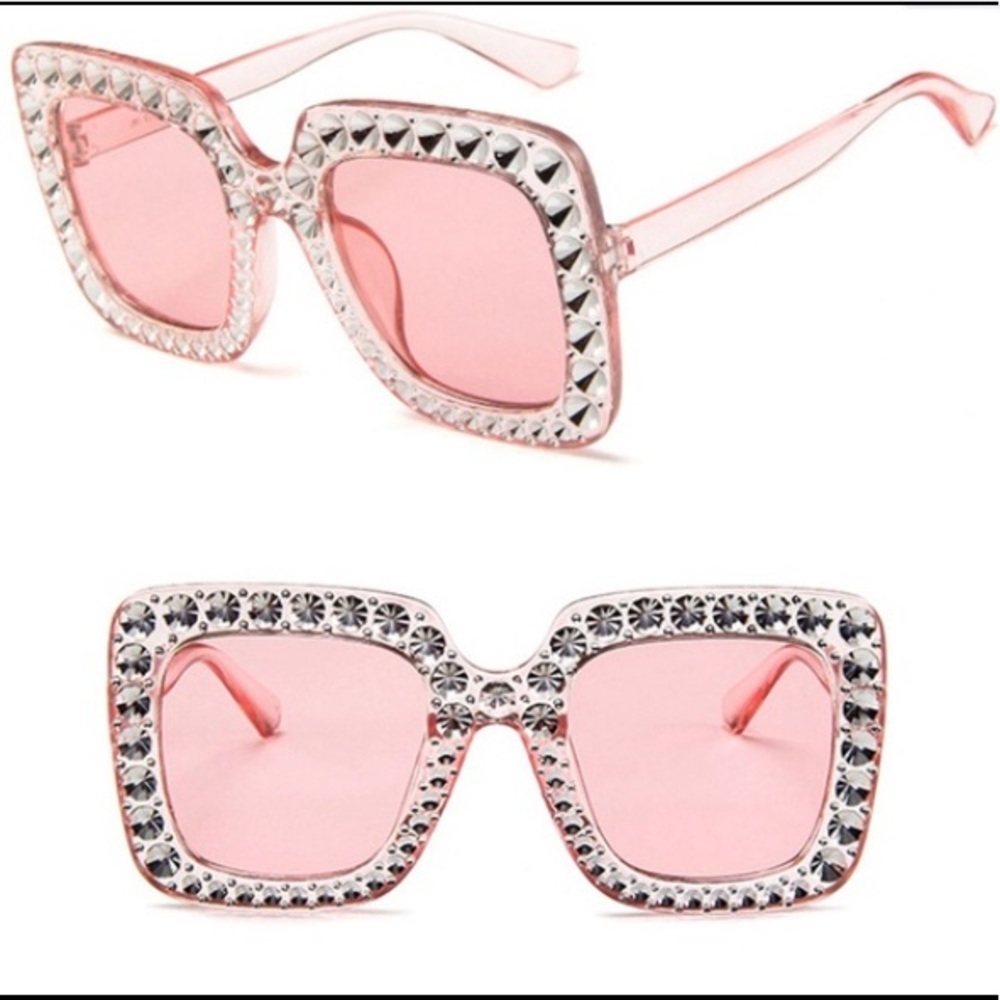 Sunglasses 😎